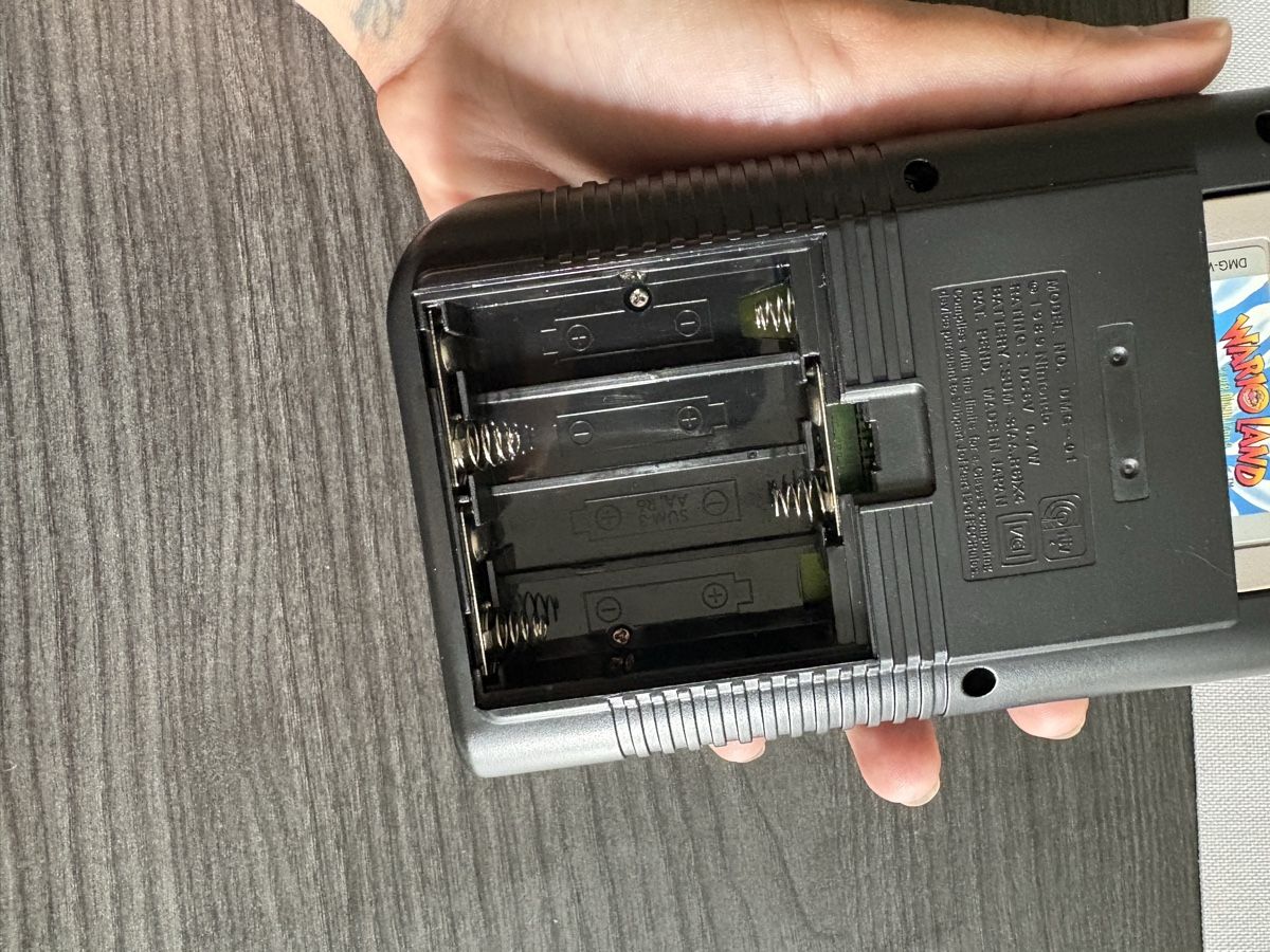 Nintendo Consoles: Gameboy Black Edition – D'occasion à Allschwil par MK95 4