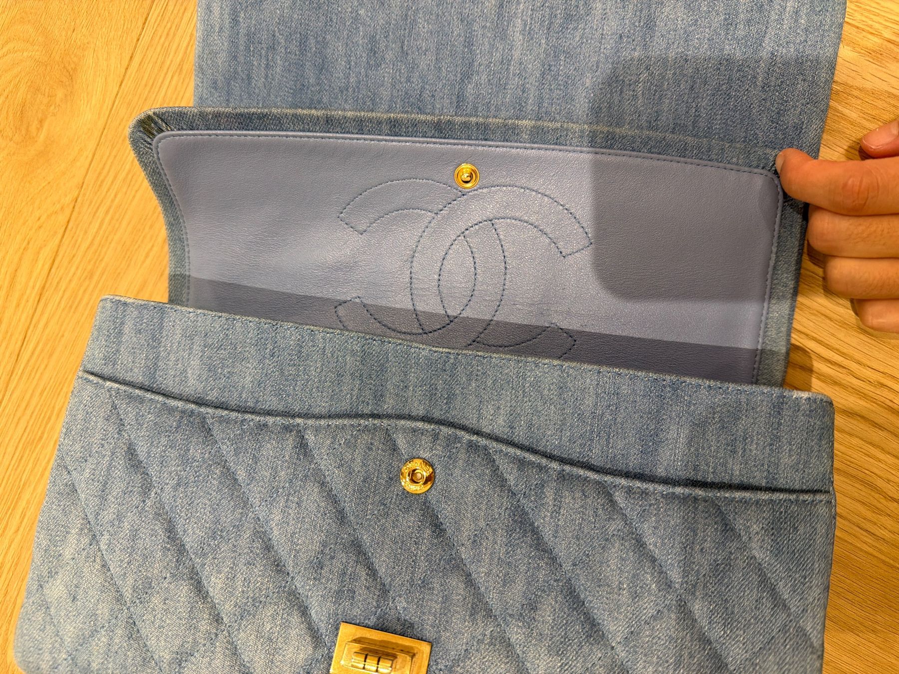 Chanel Sacs femmes: Chanel 2.55 Jeans – D'occasion à Roggwil TG par est_r5x7 6