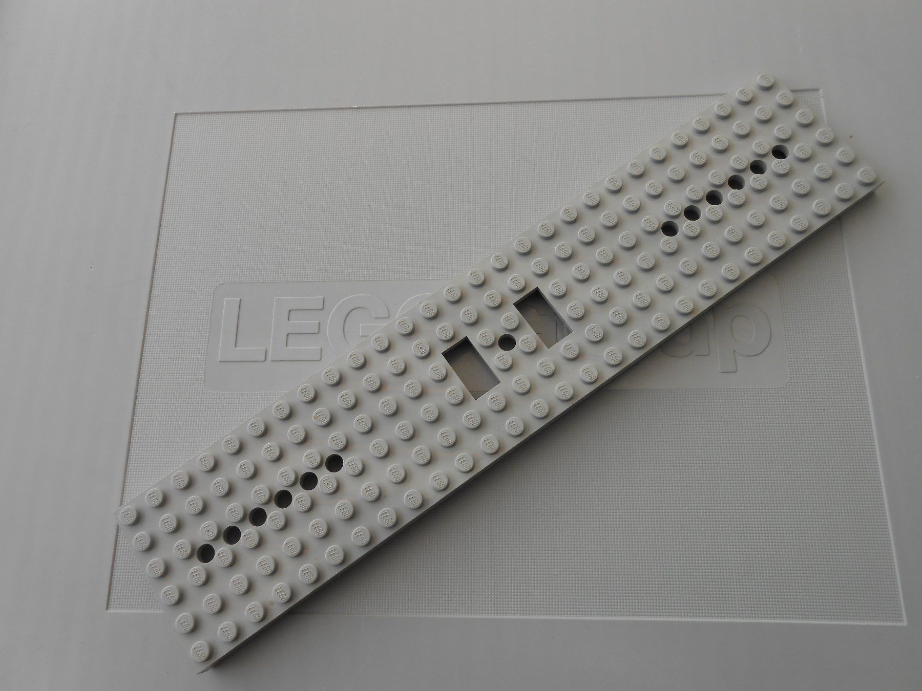 Lego Giocattoli: Zugplatte 6x28 Hellgrau – Usato da Oftringen venduto da Link8