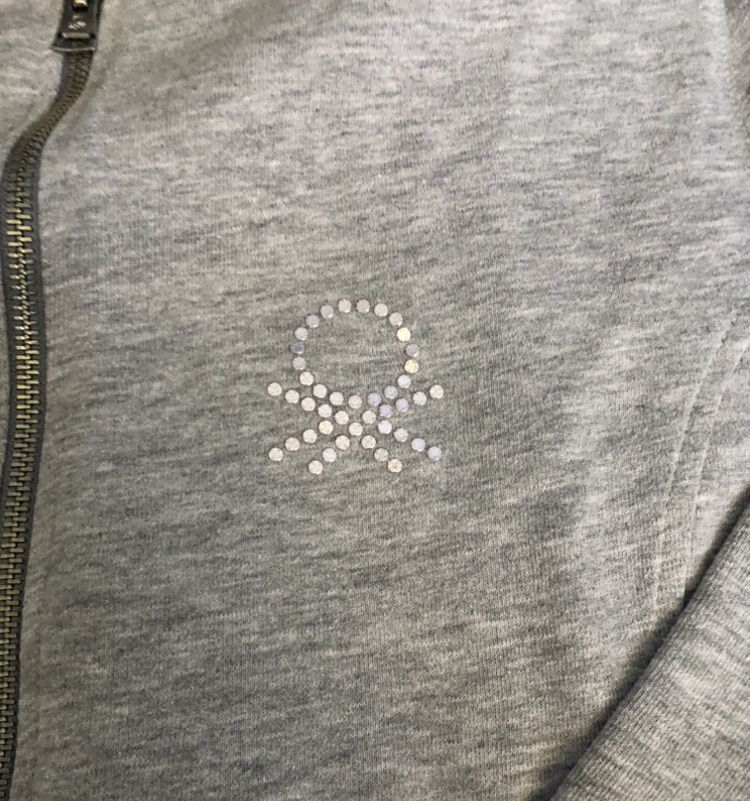 Benetton Kleiderpakete: Kleiderpaket Pullover Sweatshirt Benetton Only Gr. 40/42 – Gebraucht aus Frauenfeld von Babytimmy 4