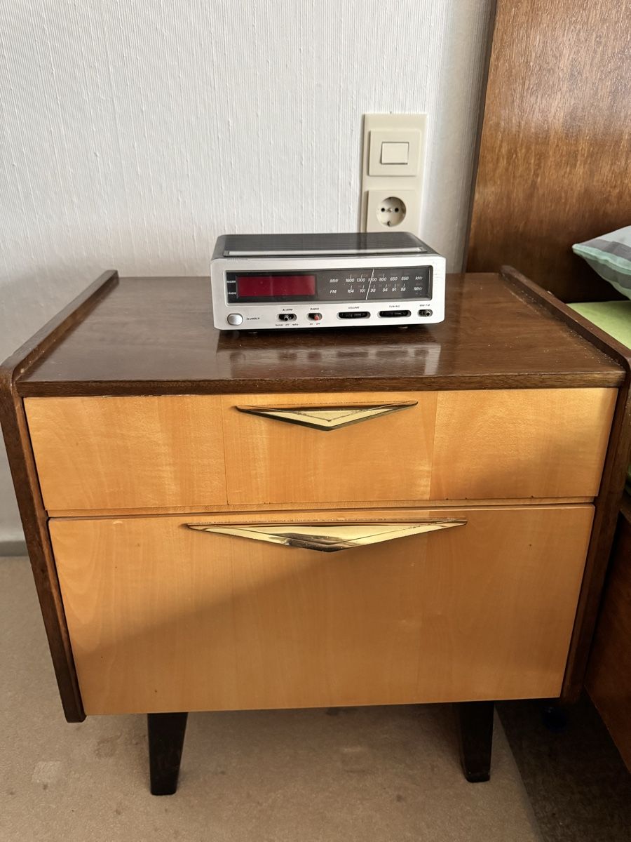 Comodini: Mid century 70er nachttisch – Usato da Seedorf UR venduto da kat_h5h8 2
