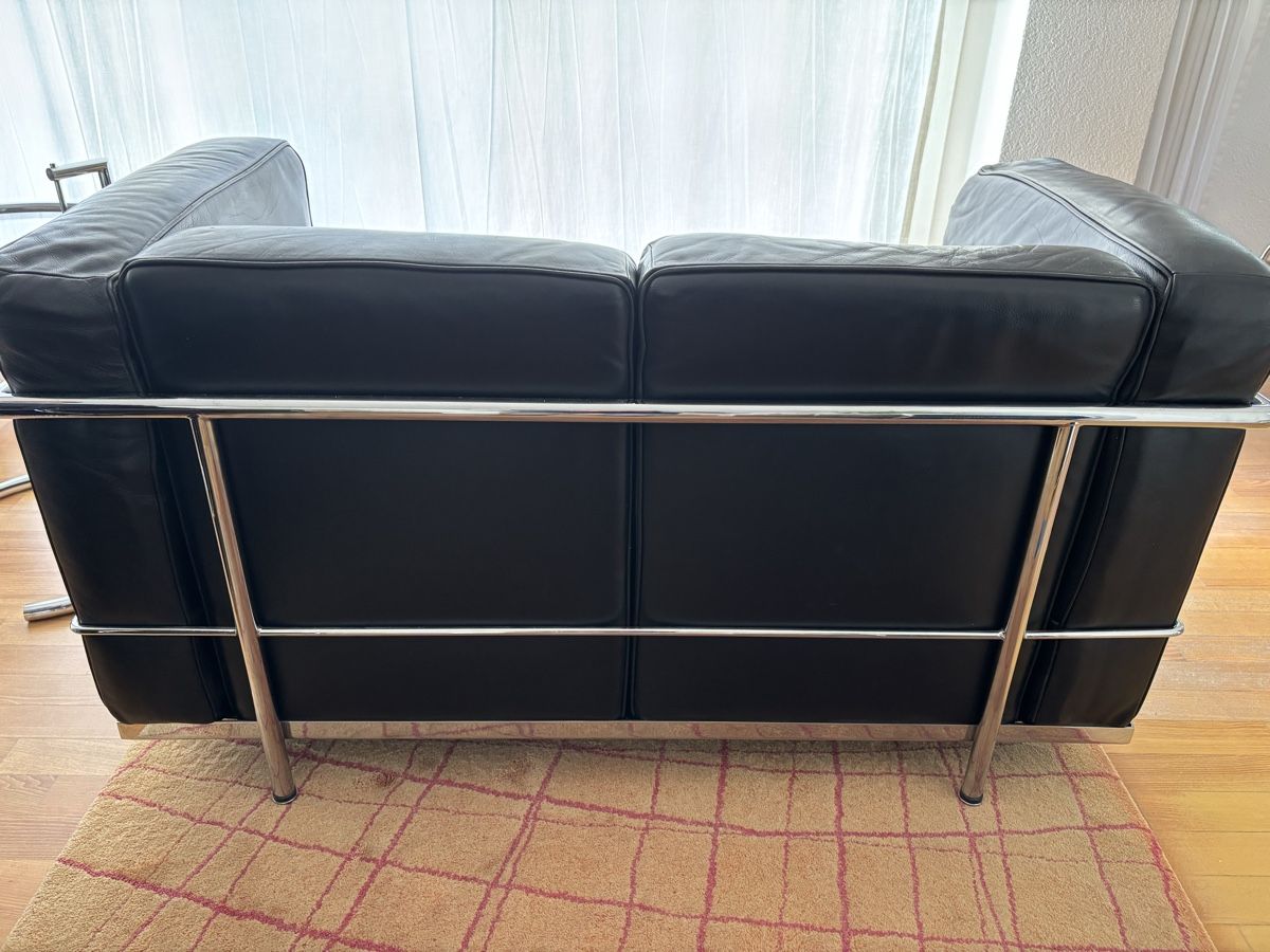 Le Corbusier Divani: 2-Sitzer Sofa Leder Le Corbusier – Usato da Bad Zurzach venduto da Zahnd2 1