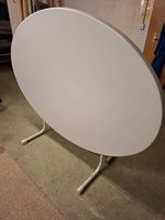 Gartentisch oval, weiss klappbar H 71 cm, B 114 cm, L 163 cm