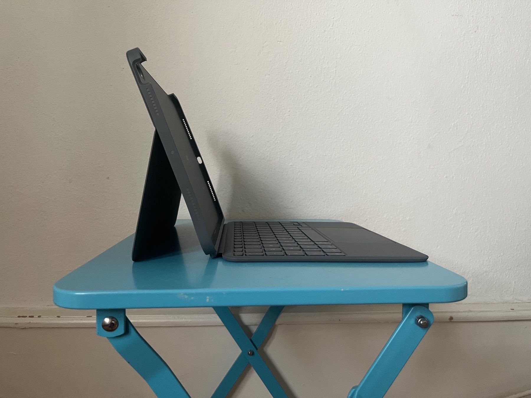 Logitech Tastiere: IPad Tastatur – Usato da Bern venduto da ana_m9zz 3