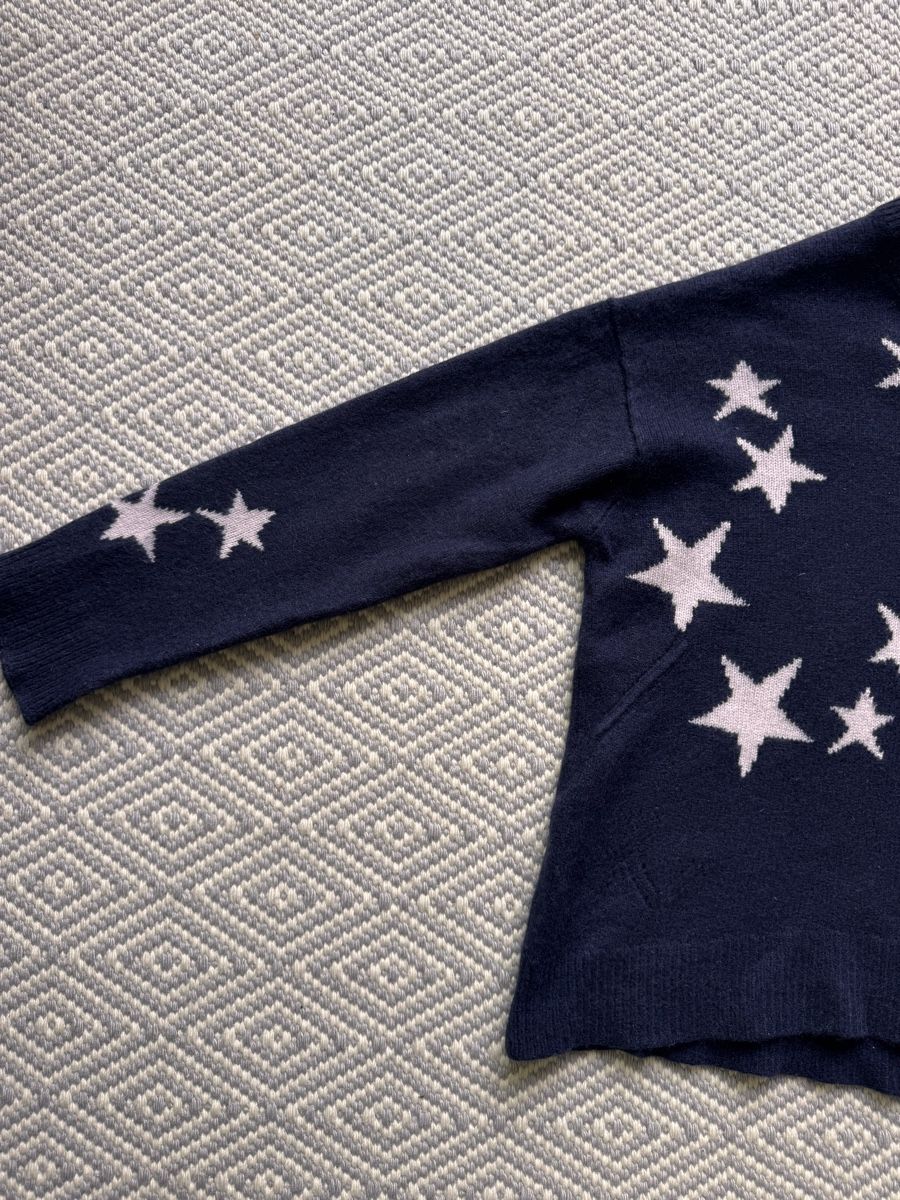 Pullover & Sweatshirts: ZADIG & VOLTAIRE Pullover Sternen Grösse M 100% Cashmere – Gebraucht aus Kilchberg ZH von Duffbeer 1