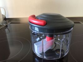 Moha Gemüsehacker mit Zugsystem