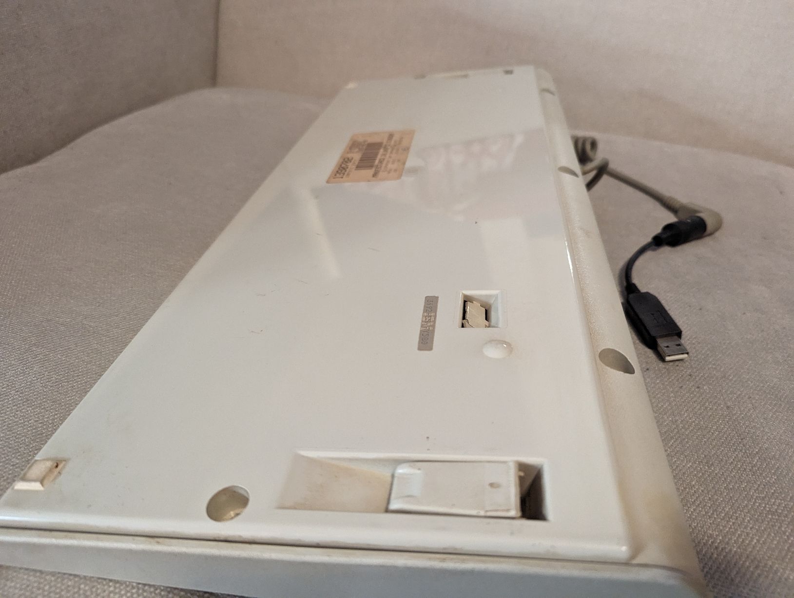 IBM Claviers: M. USB Adapter - IBM Model M Battlecruiser Keyboard 122 Keys – D'occasion à Baden par  5