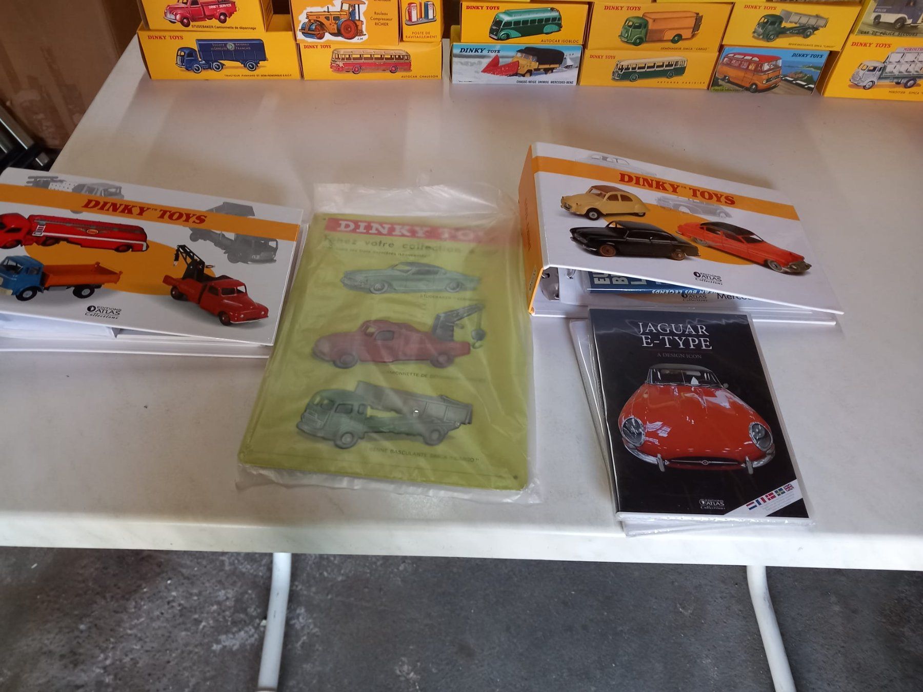 Dinky Toys Modellautos: Dinky toy's 46 pièces – Neu und originalverpackt aus Courtelary von mitounet 2
