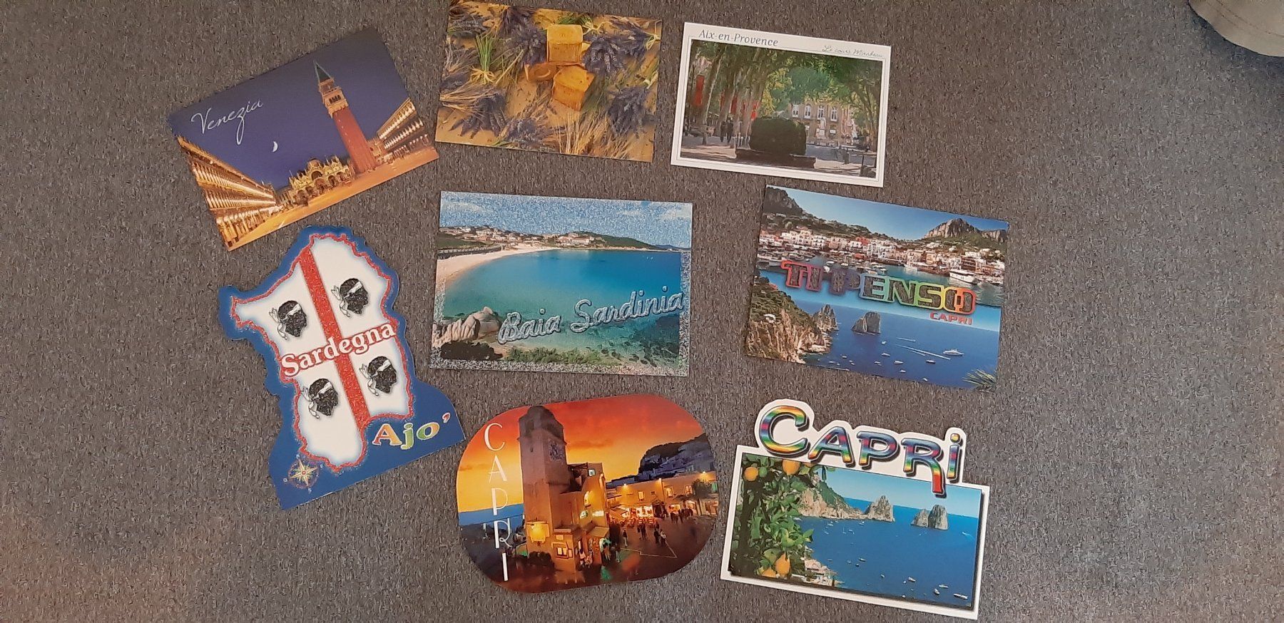 Cartoline postali: 25 cartes postales du monde – Nuovo (secondo la descrizione) da Fleurier venduto da Tortue26 1