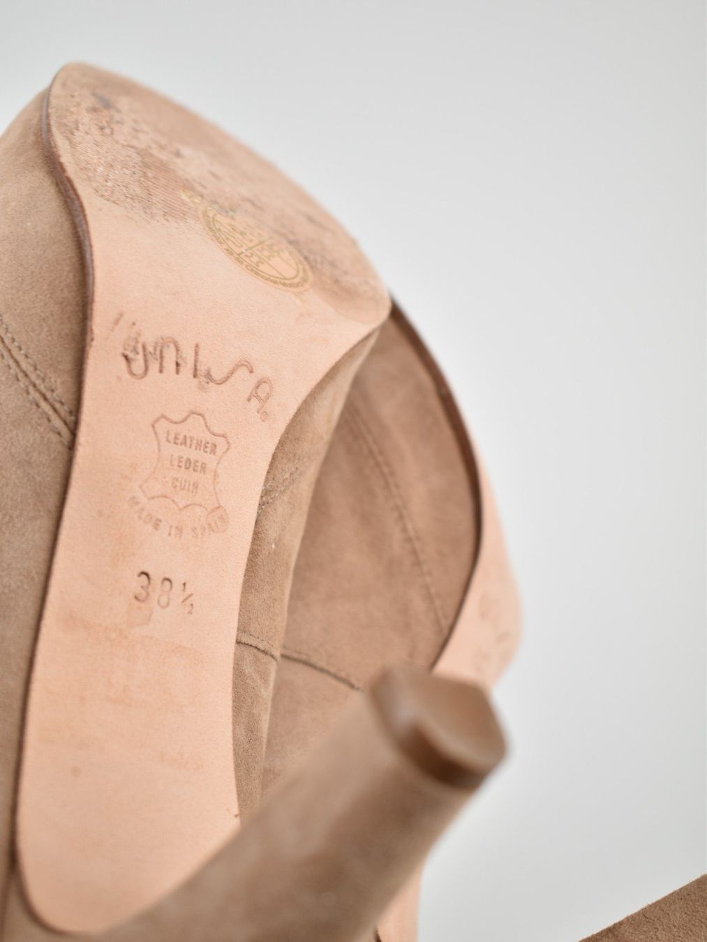 Unisa Scarpe da donna: Unisa Wildleder Pumps, Gr.38.5 – Usato da Nürensdorf venduto da 2ND_STORY 9