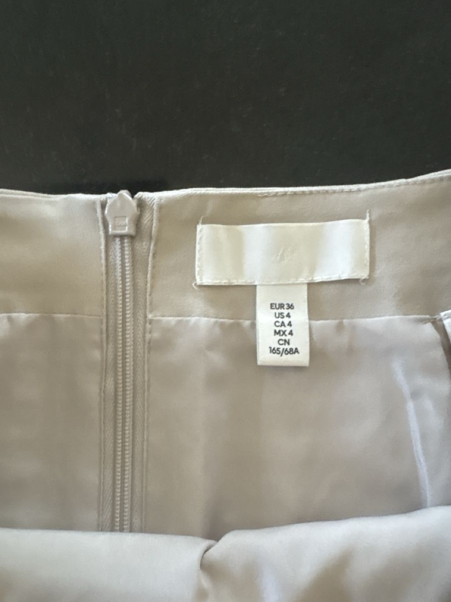 H&M Jupes: Rock – D'occasion à Summaprada par Cody09 1