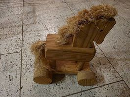 Holzpferd