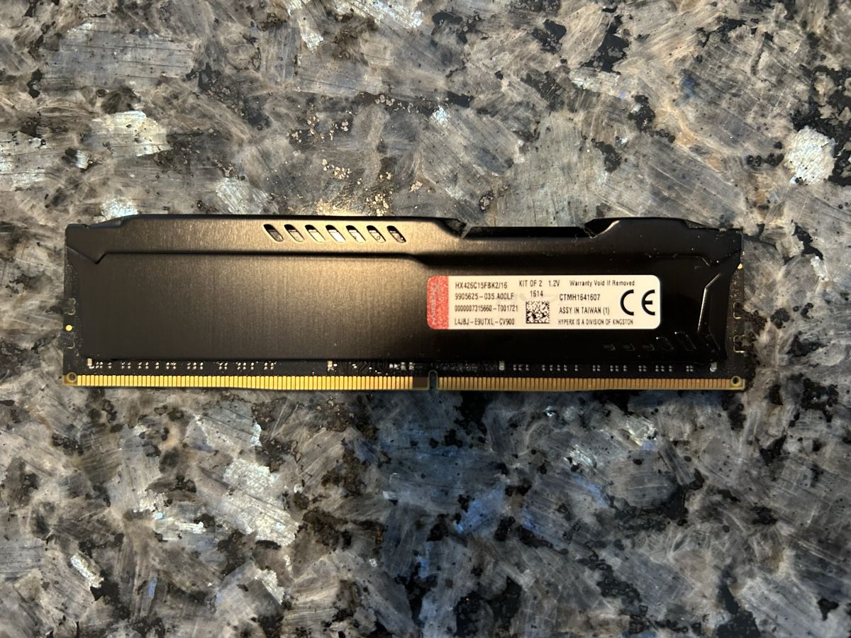 Componenti elettronici: 4x Kingston HyperX Fury 8GB DDR4 RAM Module – Usato da Adligenswil venduto da Lasvegas_66 1