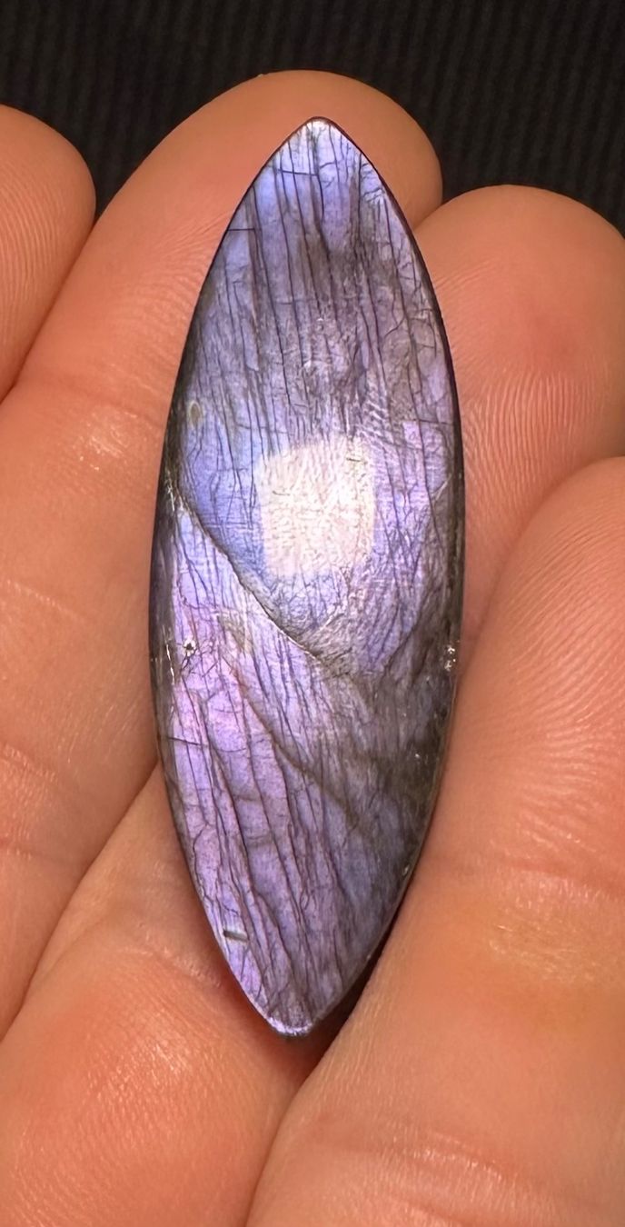 Mineralien & Heilsteine: Wunderschönes Labradorit Cabochon – Neu und originalverpackt aus Männedorf von CabochonExceptionnel 1