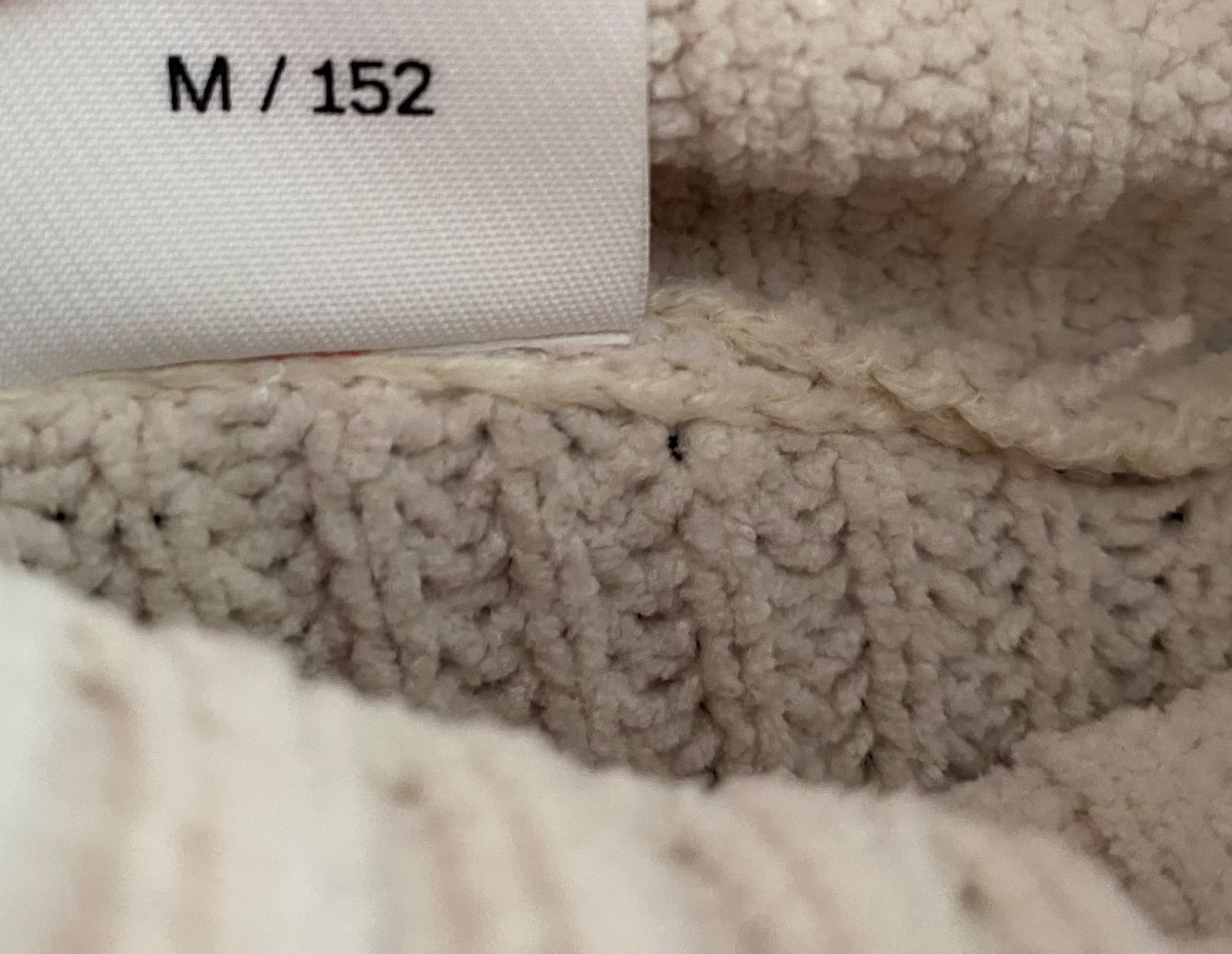 S.Oliver Pulls et sweat-shirts: Rollkragen-Pullover sOliver, 152cm – D'occasion à Bassersdorf par jgo_9mfk 3