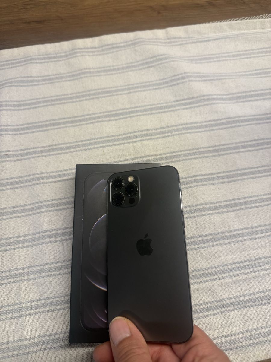 Apple Telefoni cellulari / Smartphones: iPhone 12 Pro 256GB – Usato da flawil venduto da mahrad.saghafi 3