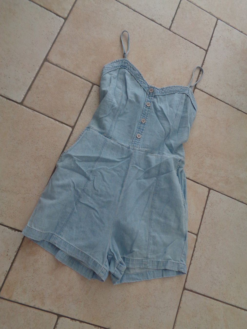 Tally Weijl Hosen: Shorts  Tally Weijl  Grösse 38 – Gebraucht aus Kreuzlingen von Robi-2003