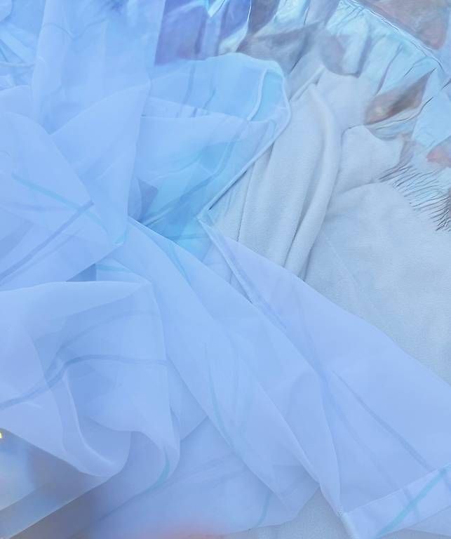 Rideaux: Vorhänge durchscheinend weiss 240cm 300cm transparent – D'occasion à Stachen par maf_5cnd 4