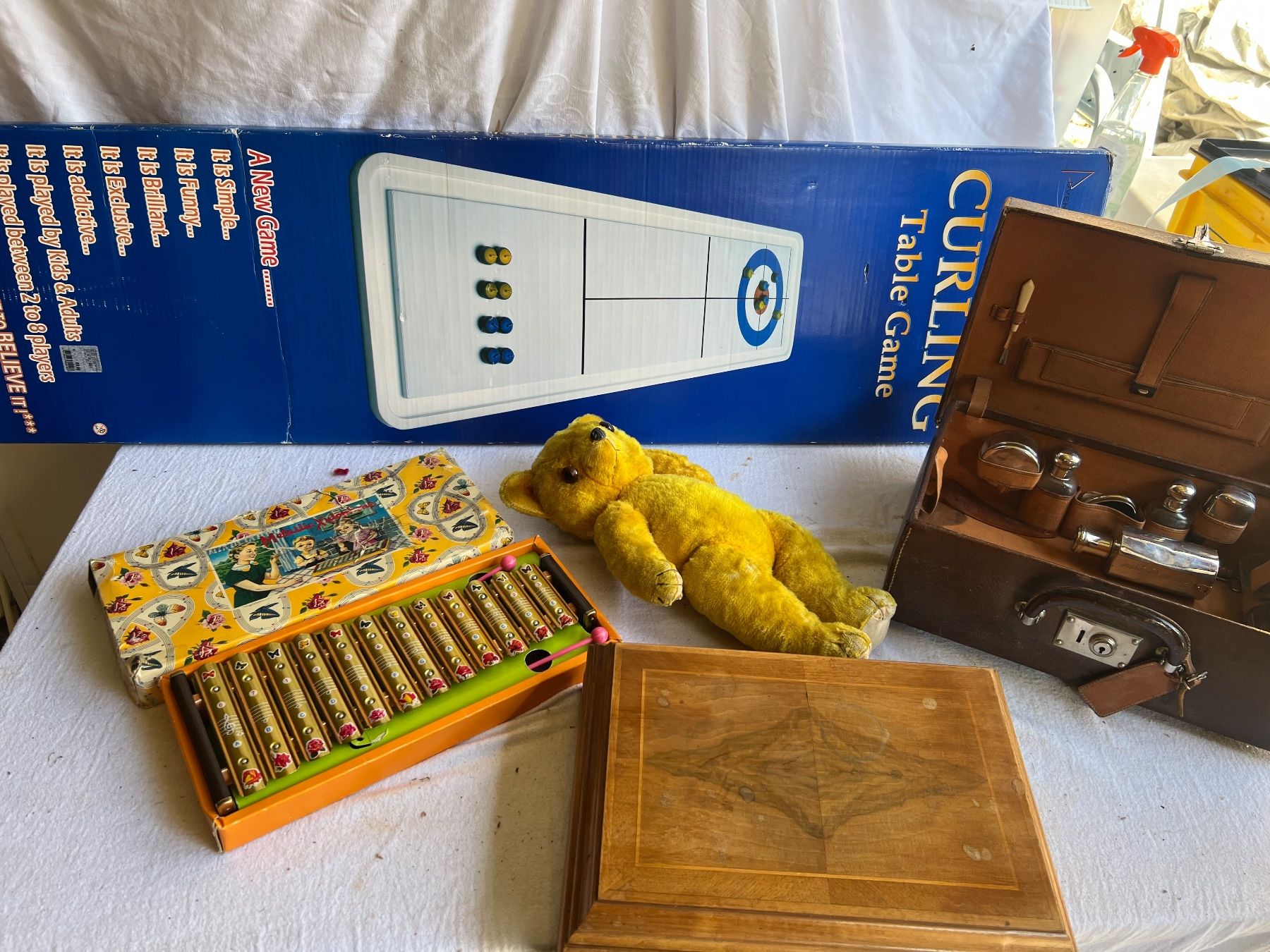 Set di piatti: Flohmarkt Artikel, Nr 140 – Usato da Glattfelden venduto da maa_qcj8