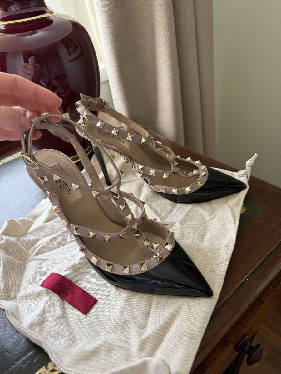 Valentino Scarpe da donna: Valentino Rockstud Pumps Lackleder, Grösse 39 – Usato da Triesenberg venduto da Laubella 3