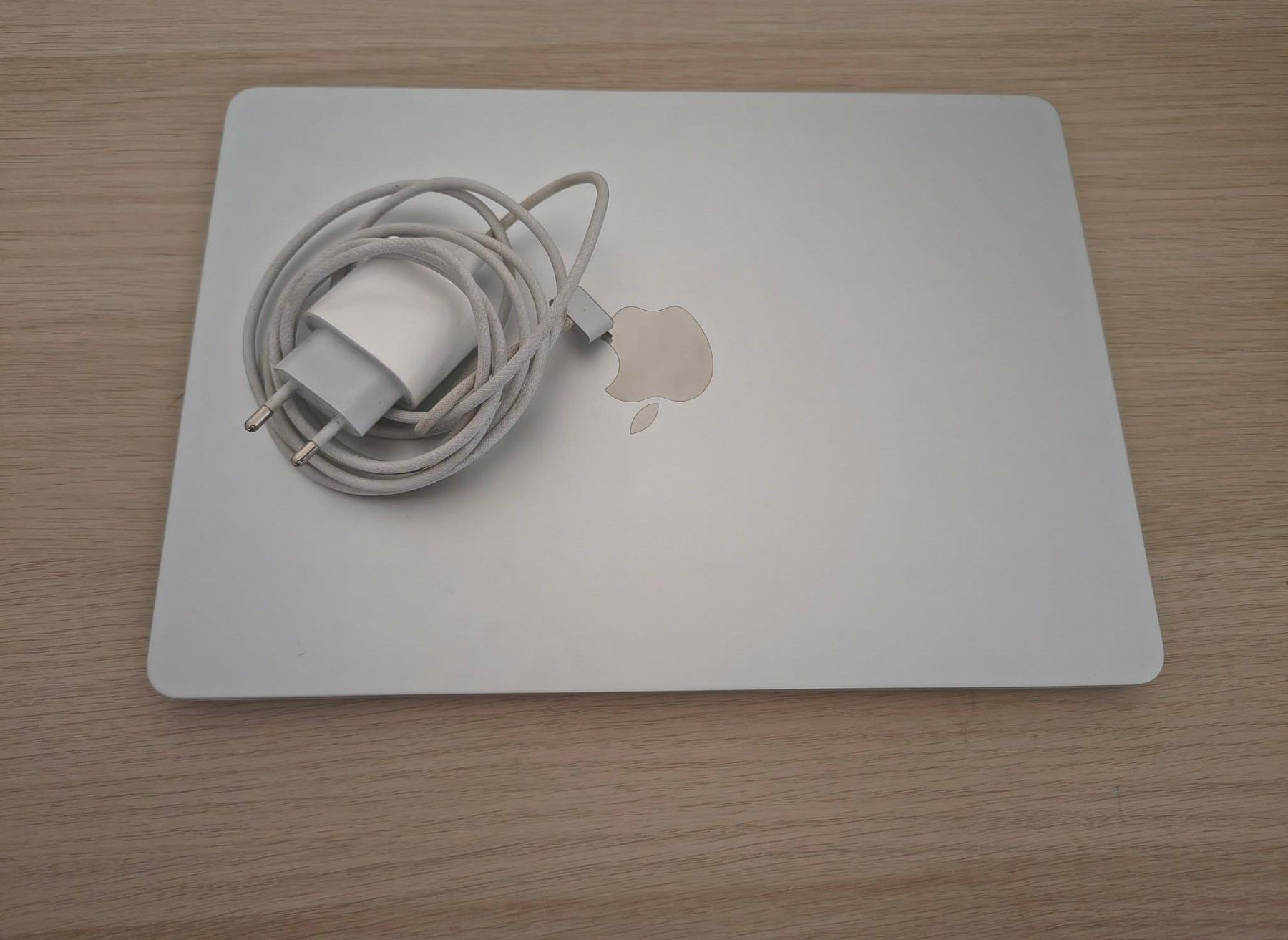 Apple Notebook: MacBook Air : Apple M2 : 8 GB : M2 2022 – Usato da Tramelan venduto da Trust_me24668