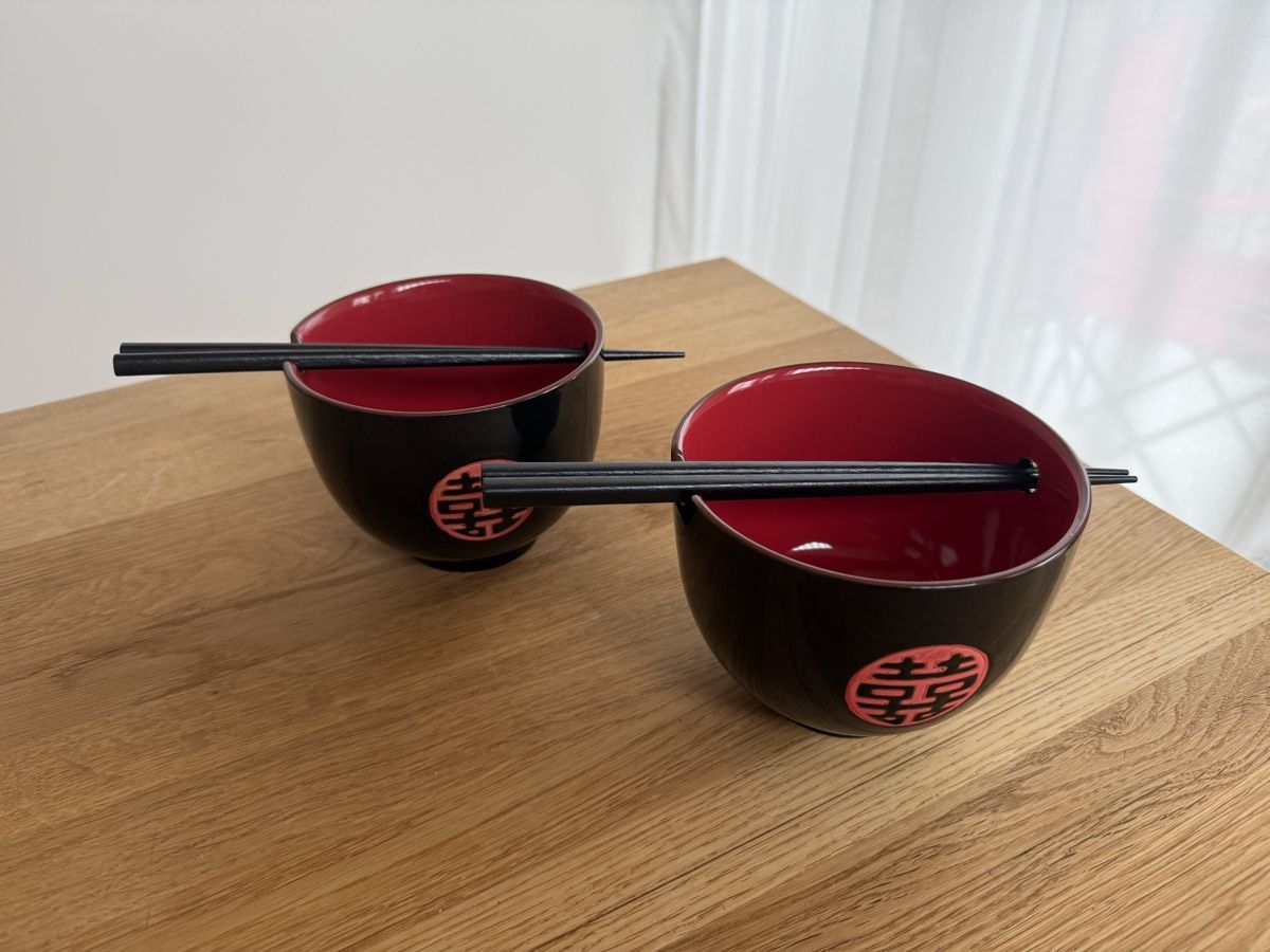 Ciotole: Asiatische Bowls mit Stäbchen – Usato da Schaffhausen venduto da GLXTCH 3