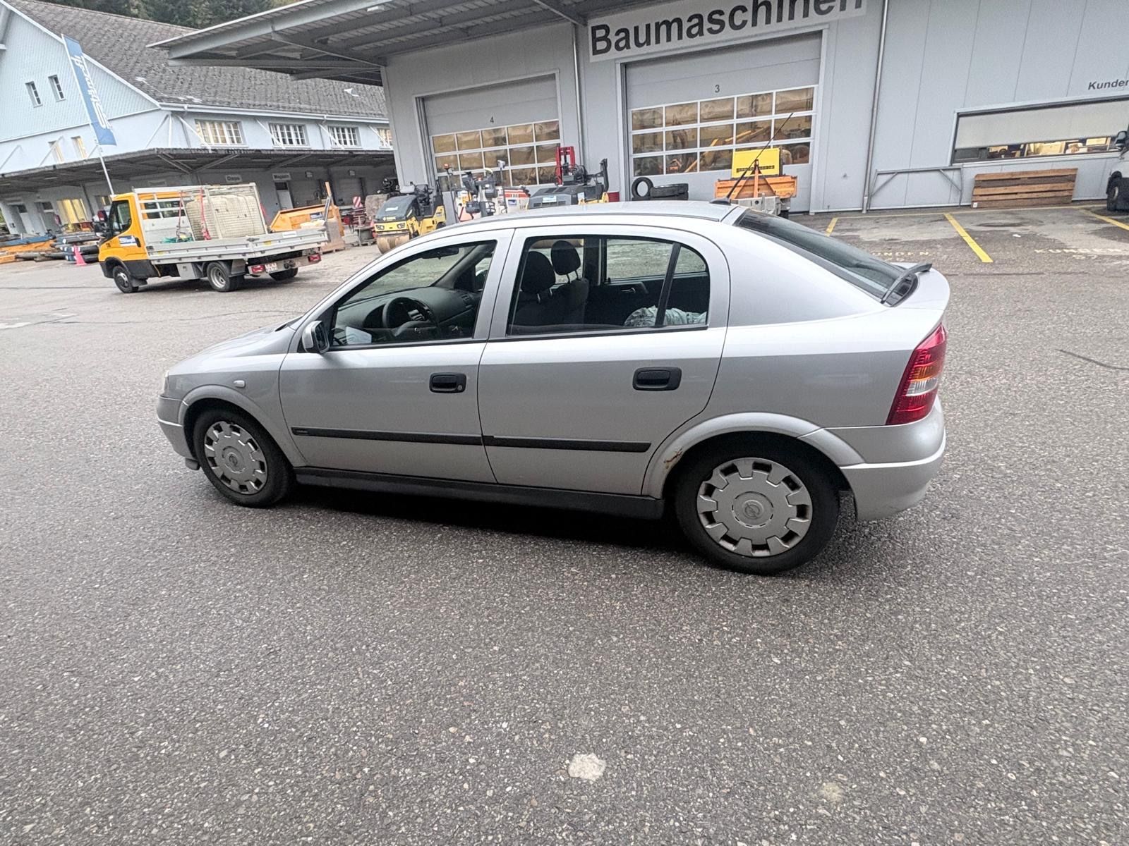 Opel Automobili: Opel Astra G18 – Usato da Langnau i. E. venduto da Staelang 5