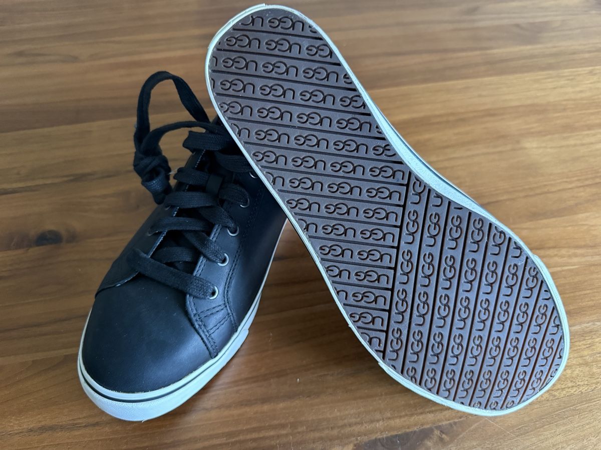 Ugg Herrenschuhe: UGG Sneakers – Neu und originalverpackt aus Hünikon von Grand7 1