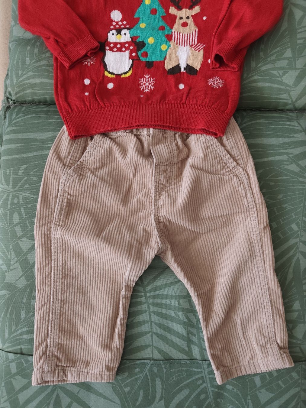 Lotti & Set di vestiti: Weihnachts kleiderpaket 74 80 – Usato da Muttenz venduto da Hermesvonthan 2