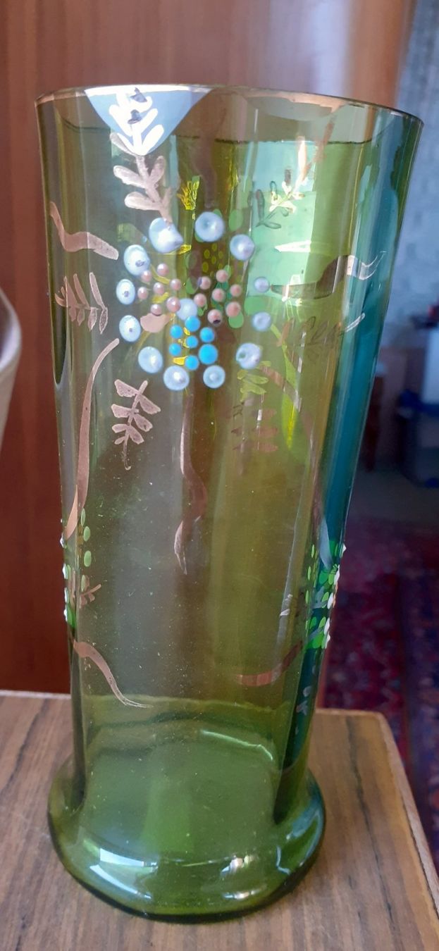 Bicchieri: Grüner Glasbecher antik – Usato da Mörschwil venduto da antiksalon 7
