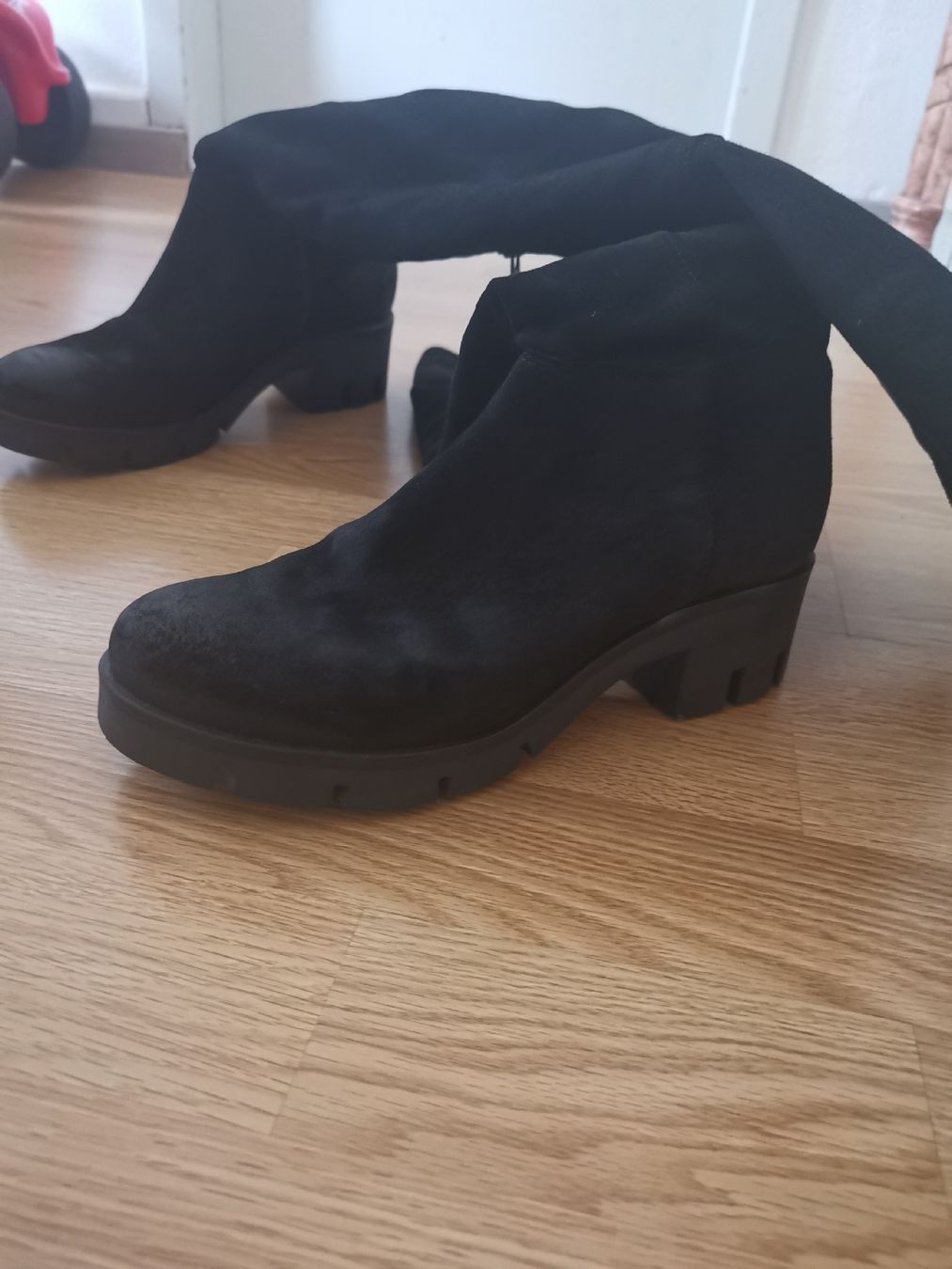 Scarpe da donna: Bottes noires élégantes taille 38 – Usato da Biel/Bienne venduto da Edi5Roli3 4