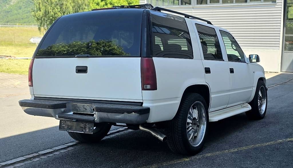 Automobili: GMC Yukon 5.7 V8  – Usato da Heiligkreuz (Mels) venduto da Beyond-Auto 1