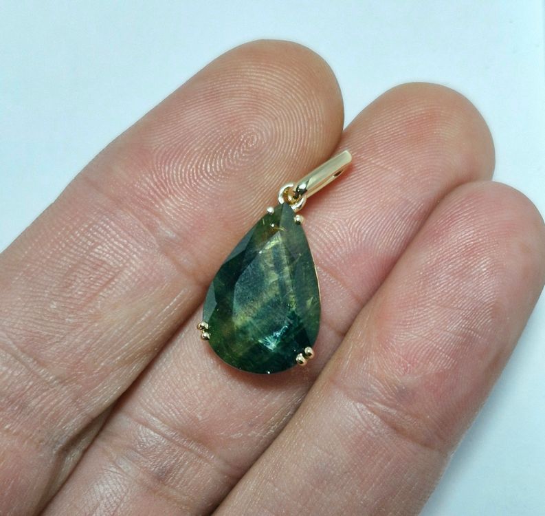 Ciondoli: 18K Gelbgold Anhänger mit Saphir (6.45 ct) & Zertifikat – Nuovo e nell'imballaggio originale da Hinwil venduto da GOS08 2