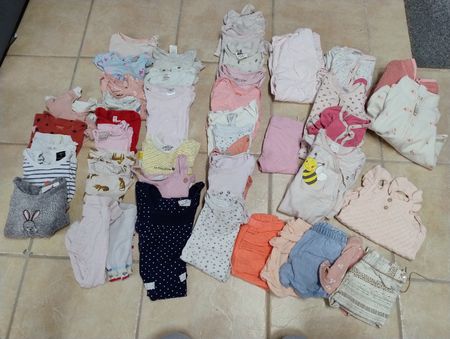 Kleiderpaket Baby Mädchen diverse Marken Grösse 74