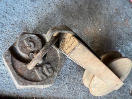 Antike Seilrolle mit 5 KG Gewicht - Sammlerstück!