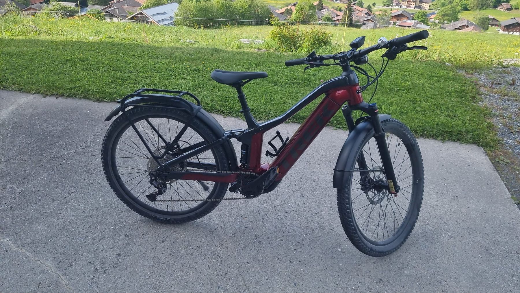 Trek Biciclette: TREK Powerfly 27,5" – Nuovo (secondo la descrizione) da Rain venduto da motoguzzi55