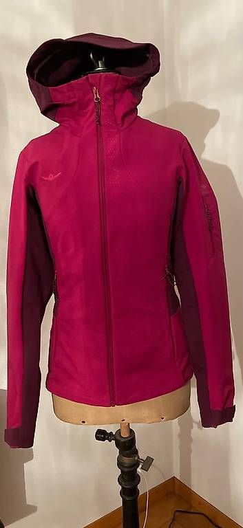 Kaikkialla Vestes: Outdoor Jacke S Kaikkialla – D'occasion à Luzern par labouche78