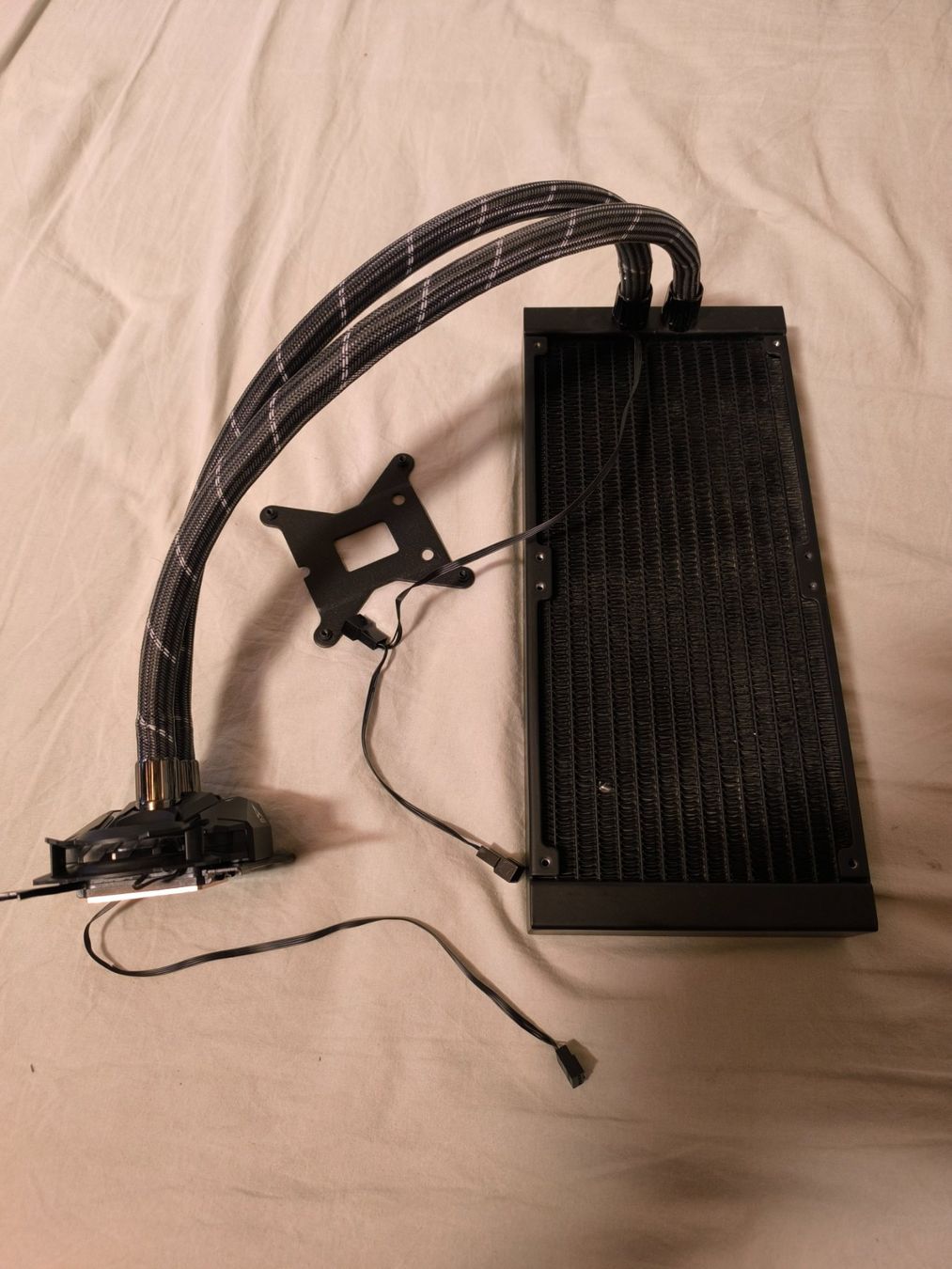 Componenti elettronici: Arctic Liquid Freezer II 280 AIO Water Cooler DEFECT – Difettoso da Petit-Lancy venduto da dariotabe