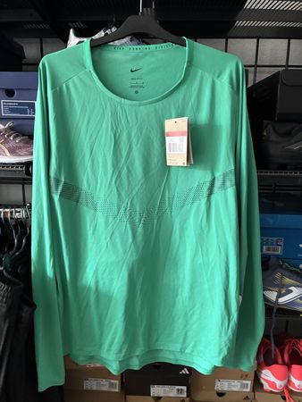 Herren Langarmshirt Nike DRI-FIT Grün Grösse L neu mit Etike