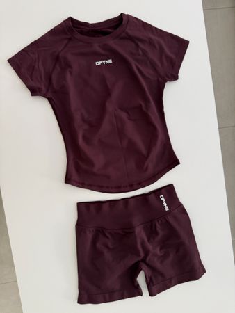 DFYNE Sport Top & Shorts Set Size S New