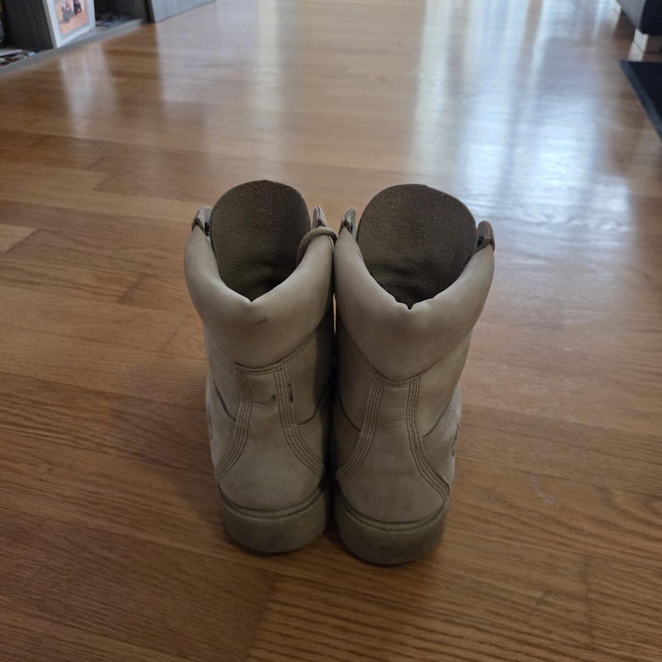Timberland Scarpe da uomo: Timberland Grey Boot 6-Inch Premium – Usato da Zürich venduto da and_6k66 2