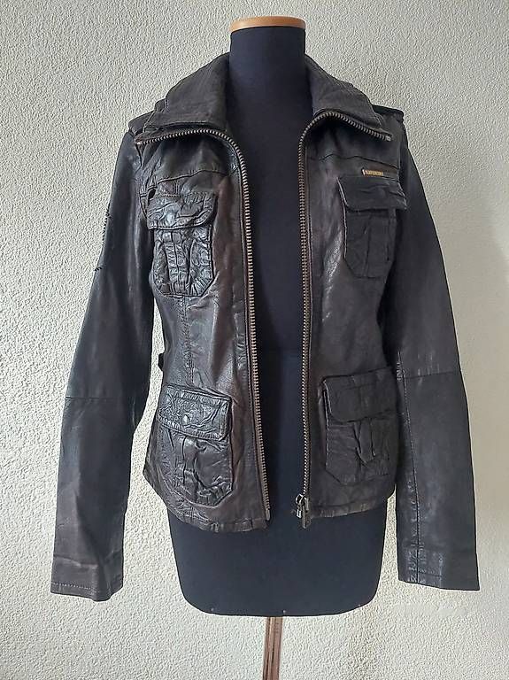Jacken: Superdry Lederjacke Grösse XS – Gebraucht aus Zofingen von Lottischilet