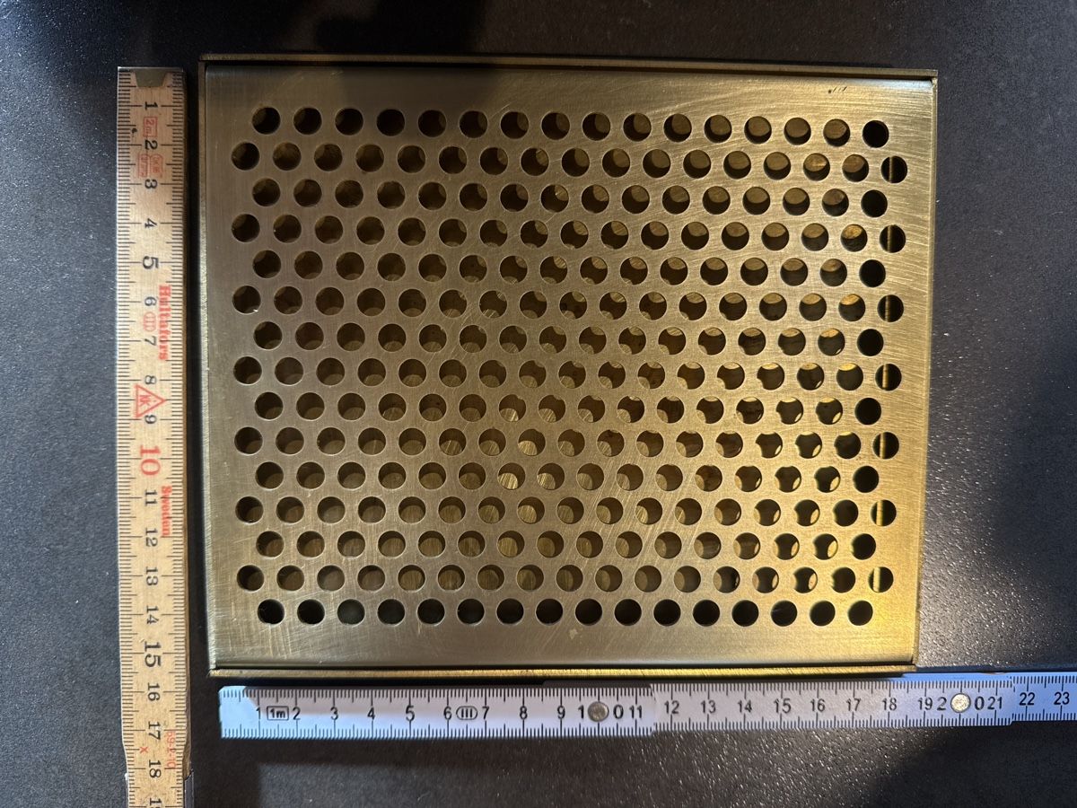 Cucine complete: Tropfschahle aus Messingblech – Usato da Affoltern BE venduto da didu-k