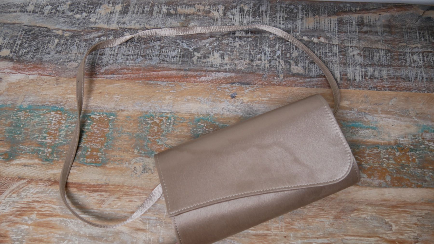 Borse da donna: Abendtasche Balltasche Gold glänzend Glitzer – Usato da Zürich venduto da julia_vina