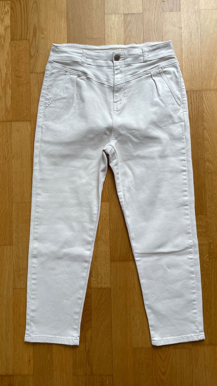 Morgan Jeans: Jeans Morgan, Grösse 38 – Nuovo (secondo la descrizione) da Burgdorf venduto da Crown.