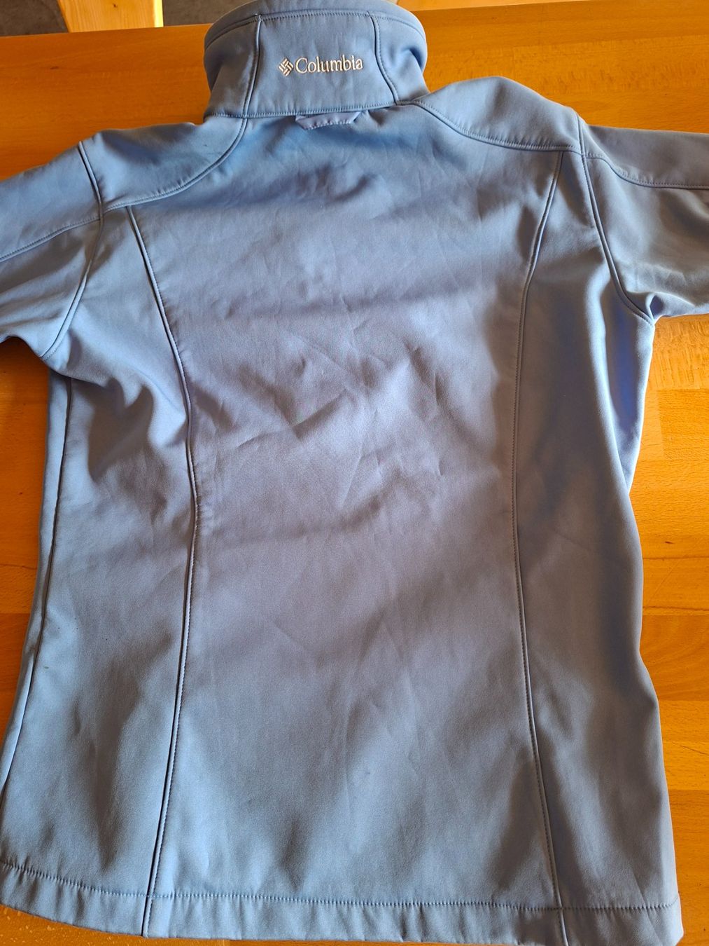 Columbia Vestes: Softshelljacke Columbia Y 18/20 – D'occasion à Blankenburg par mon_dbk6 1