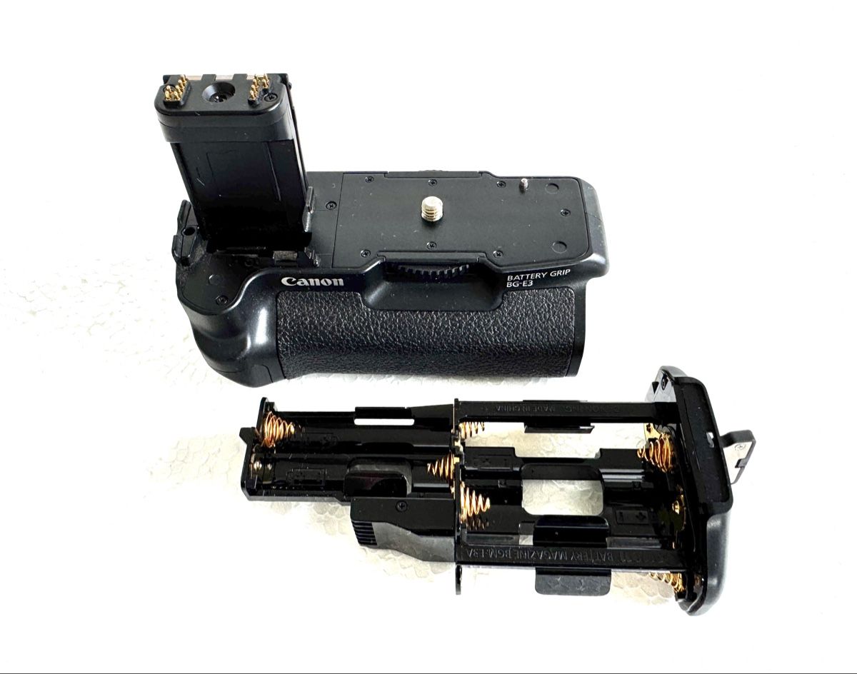 Canon Fotocamera: CANON BG-E3 Battery Grip – Nuovo (secondo la descrizione) da Zürich venduto da Tapehead 4