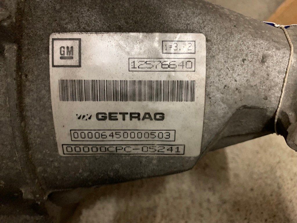 Cadillac Tutti pezzi di ricambio auto: Hinterachse Differential Cadillac CTS 2003 – 2004 – Usato da Stetten AG venduto da klappag 1