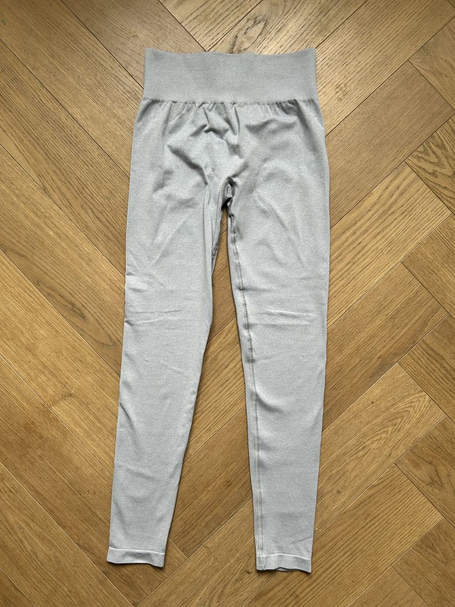 Teveo Leggings: Teveo Leggins gr s✨ – Usato da Basel venduto da Nicetohave13 2