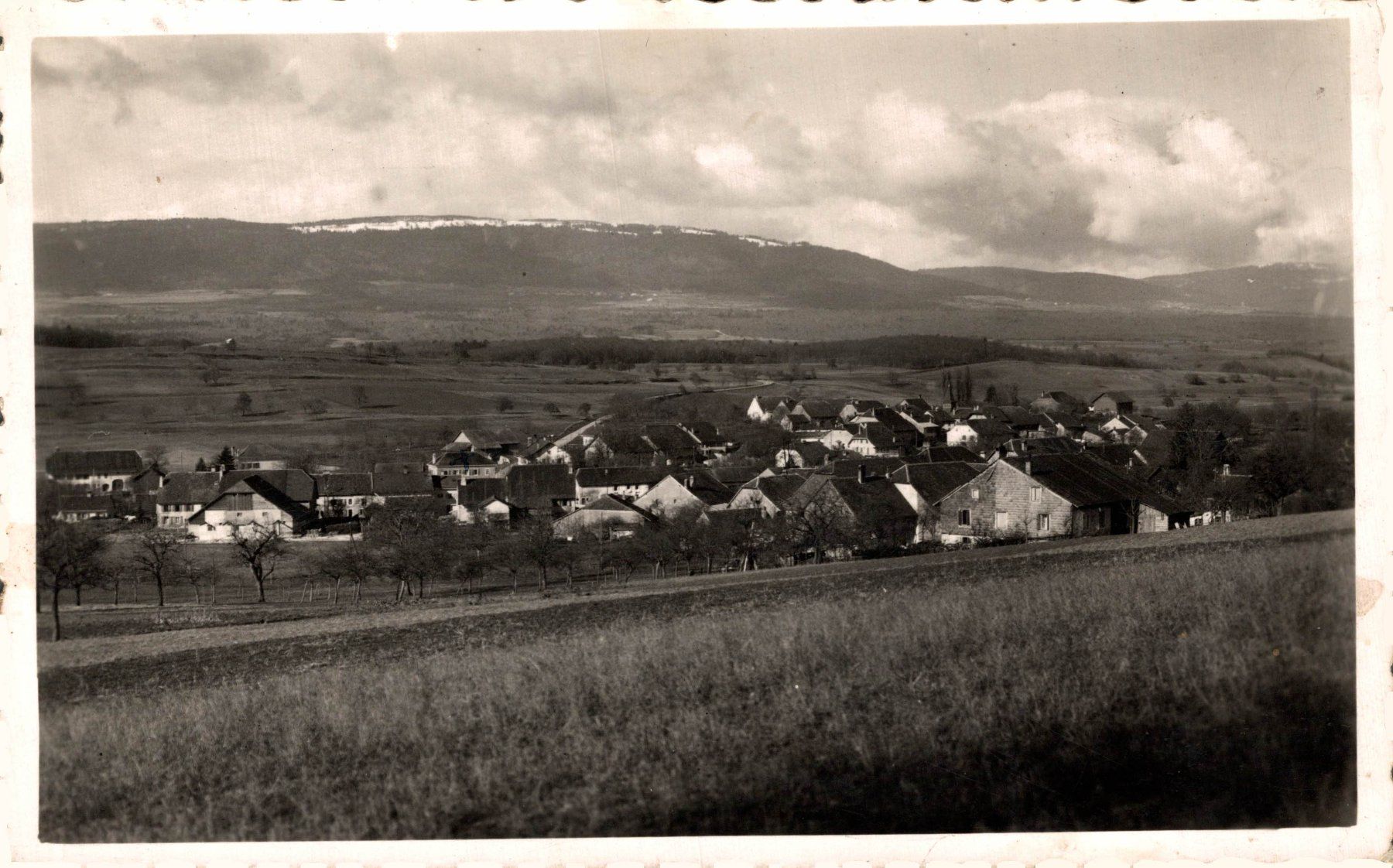 Cartoline postali: La Chaux (Cossonay) – Usato da Bronschhofen venduto da Astore
